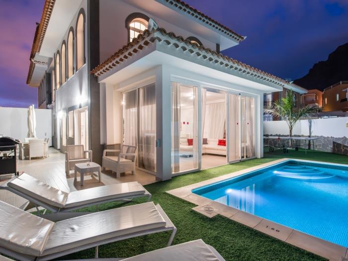 image Luxury White Villa Sea View, Pool 4