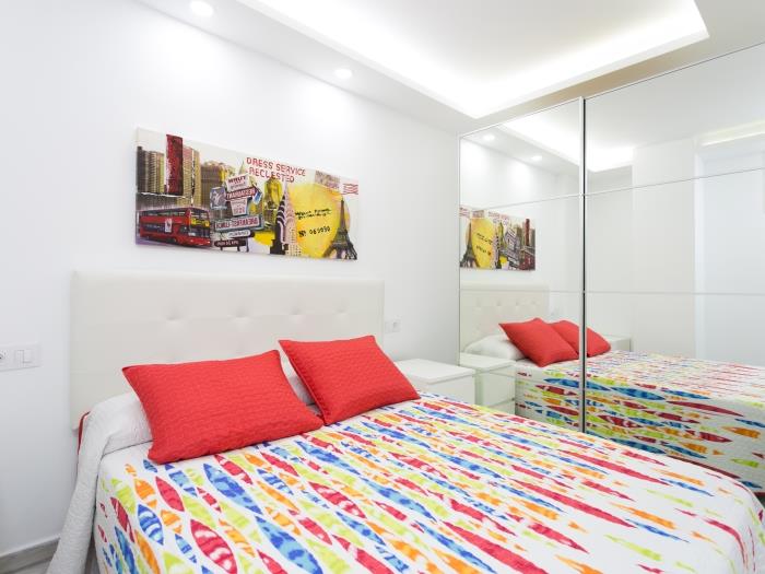 image 408. Enchanting sea view, wifi free and sea front 7