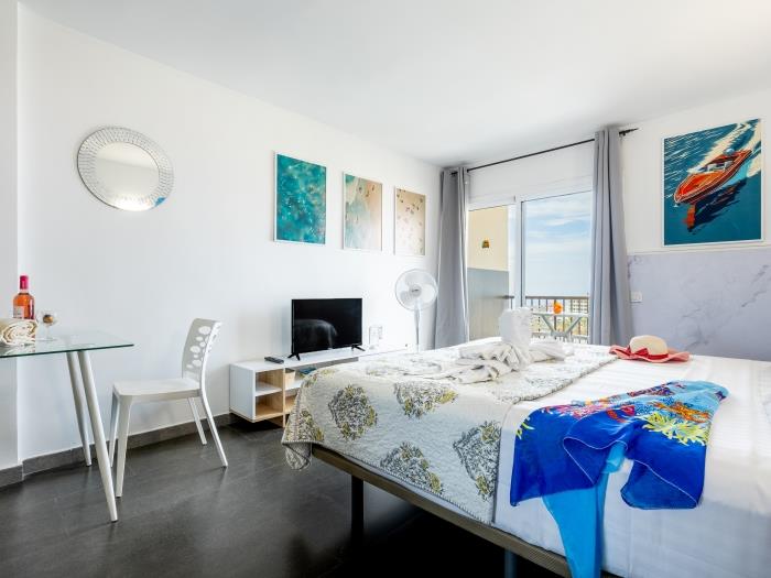 image 926 Precious Apartment, Beach front Sea view 9