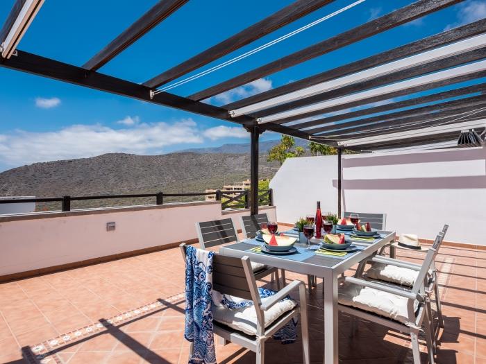 image 2. Incantevole villa con piscina privata e vista mare 23