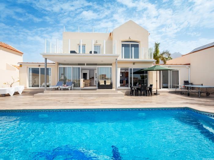 image Superbe Villa Mila à Madroñal, piscine chauffée 2