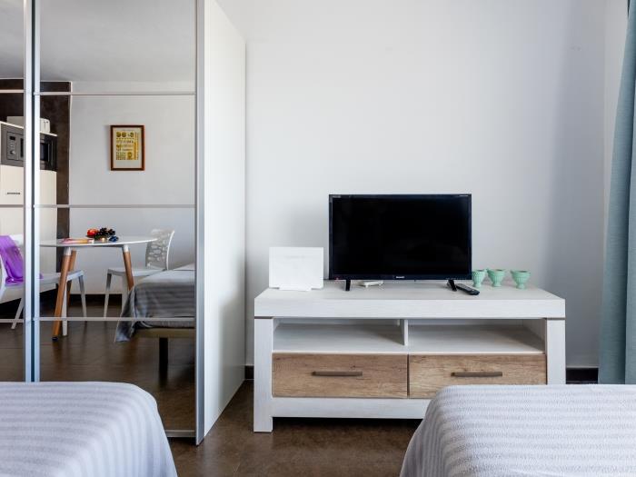 image Beautiful studio beach front 17