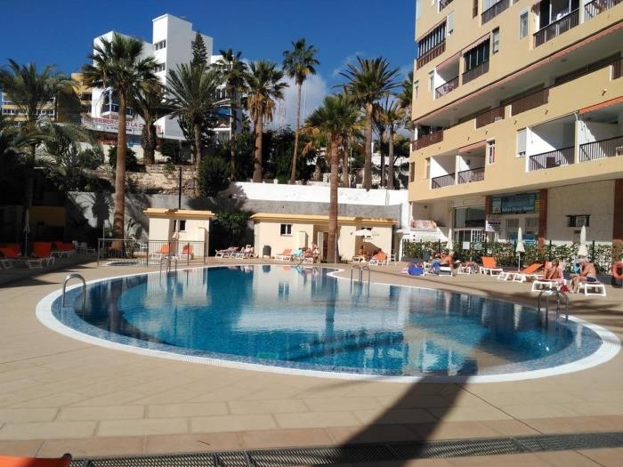 image 211 Los Cristianos First Sea Line, Swimming pool 18
