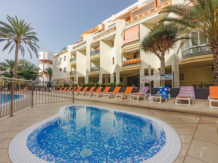 image 211 Los Cristianos First Sea Line, Swimming pool 19