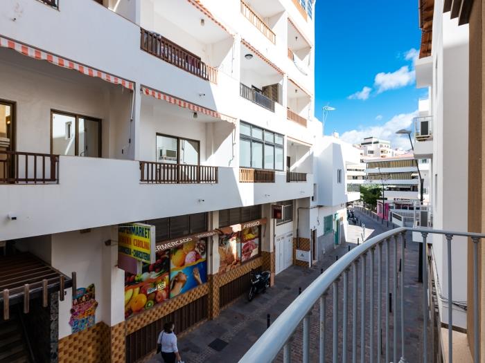 image Tijeritas near beach and center! WIFI and a/c 205 21