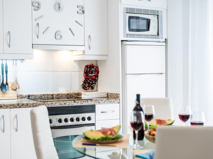 image Tijeritas near beach and center! WIFI and a/c 205 2