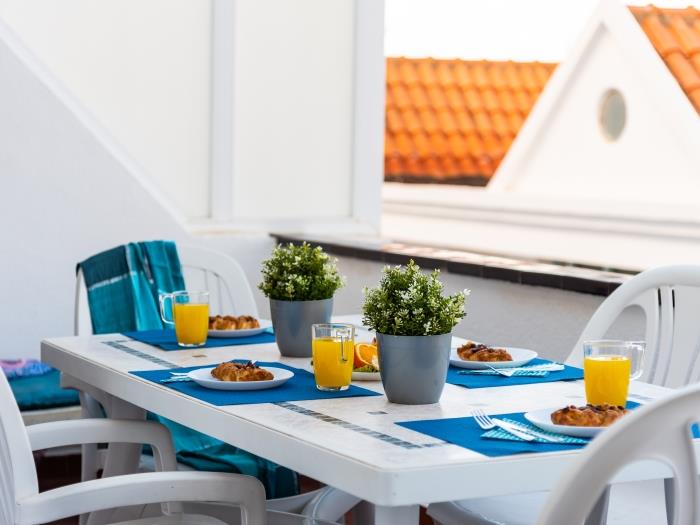 image C103 grande terrasse, piscine ! 12