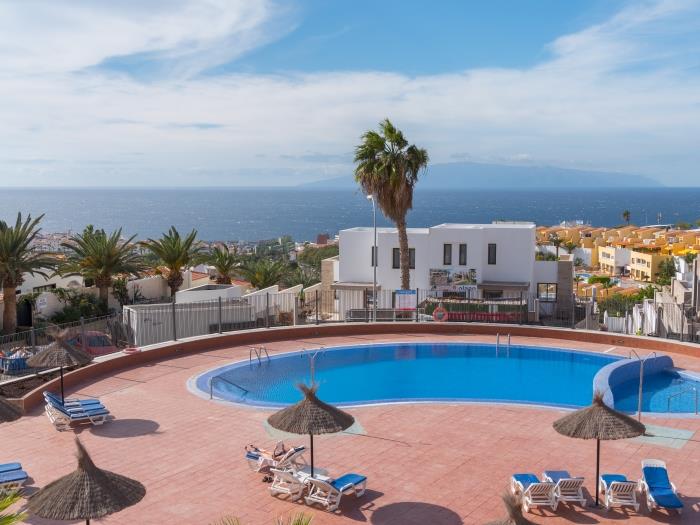image C103 grande terrasse, piscine ! 30