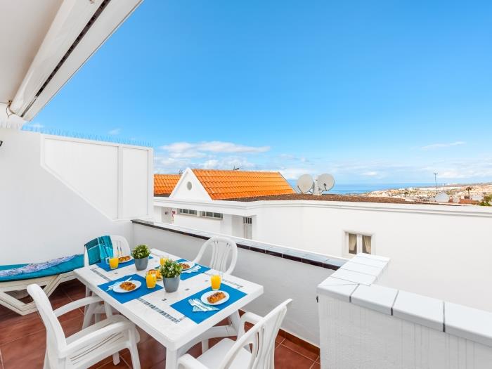 image C103 grande terrasse, piscine ! 5