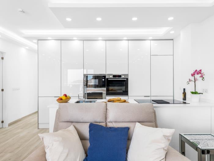 image 3C Penthouse with stunning views, Wi-Fi, swimming pool, tennis, padel, parking 11