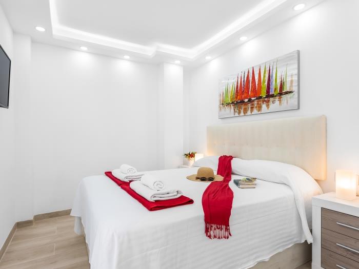 image 3C Penthouse with stunning views, Wi-Fi, swimming pool, tennis, padel, parking 18