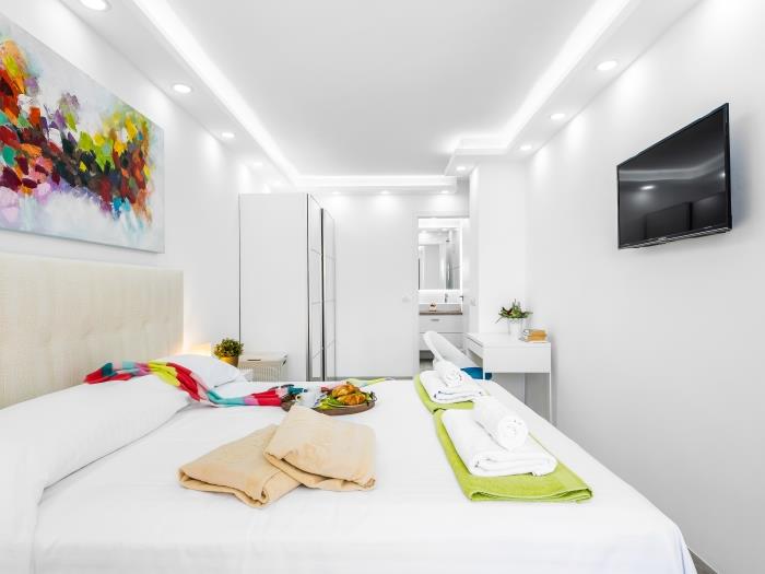 image 3C Penthouse with stunning views, Wi-Fi, swimming pool, tennis, padel, parking 32