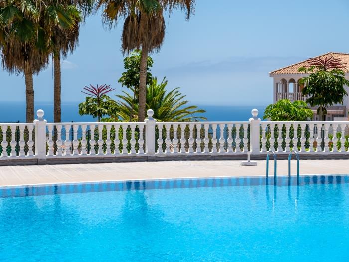 image 3C Penthouse with stunning views, Wi-Fi, swimming pool, tennis, padel, parking 40