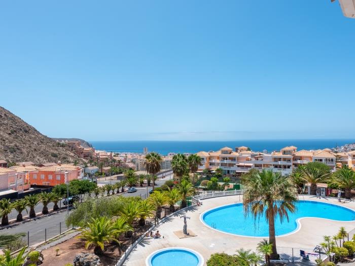 image 3C Penthouse with stunning views, Wi-Fi, swimming pool, tennis, padel, parking 5