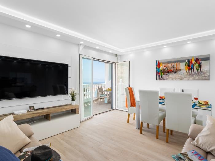 image 3C Penthouse with stunning views, Wi-Fi, swimming pool, tennis, padel, parking 7
