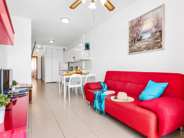 image 1.1 Beautiful seafront with balcony and WIFI 11