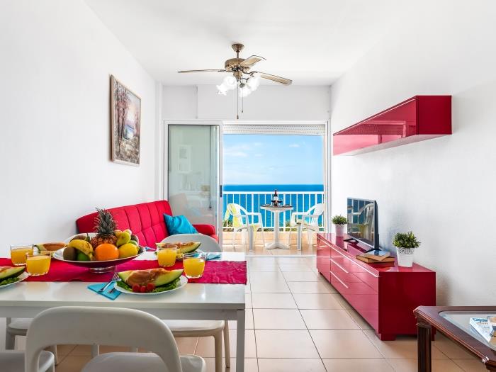 image 1.1 Beautiful seafront with balcony and WIFI 5