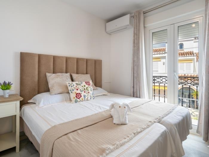 image 2 Beautiful Beach Front Villa in Mijas Playa Club 14