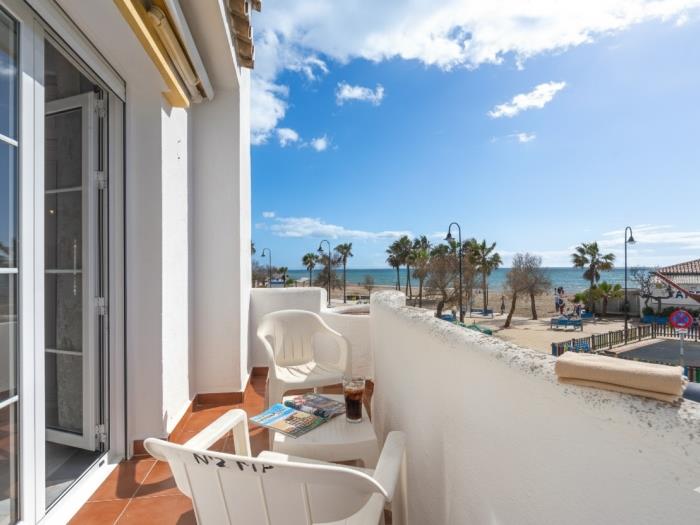 image 2 Beautiful Beach Front Villa in Mijas Playa Club 15