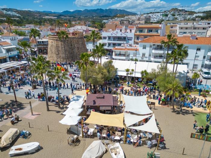 image 2 Beautiful Beach Front Villa in Mijas Playa Club 30