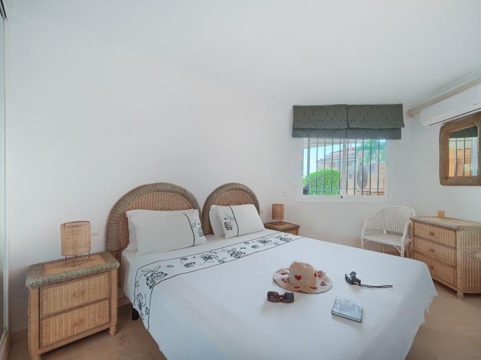 image Siesta Beach 1, beach, parking Cala de Mijas 10