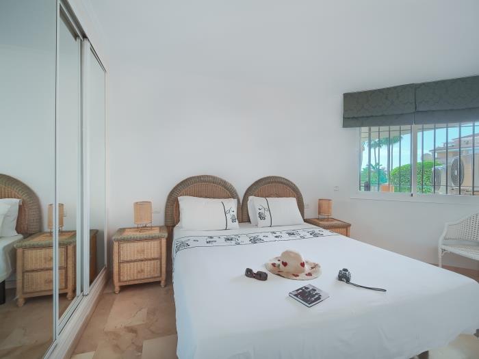 image Siesta Beach 1, beach, parking Cala de Mijas 11
