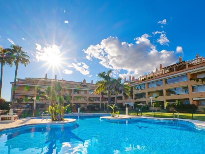 image Siesta Beach 1, beach, parking Cala de Mijas 24