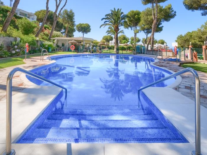 image Miraflores Jardin B 32 apartment, views, pool, wifi 16