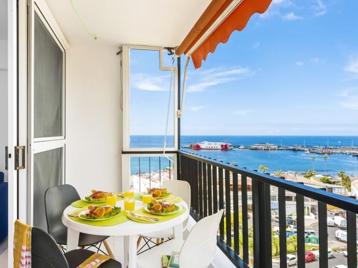 76. Los Cristianos first sea line, Wi Fi