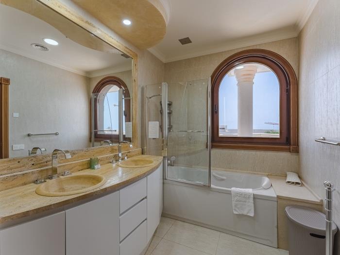 image Luxury Villa Nautilus Heated pool & Spa 29