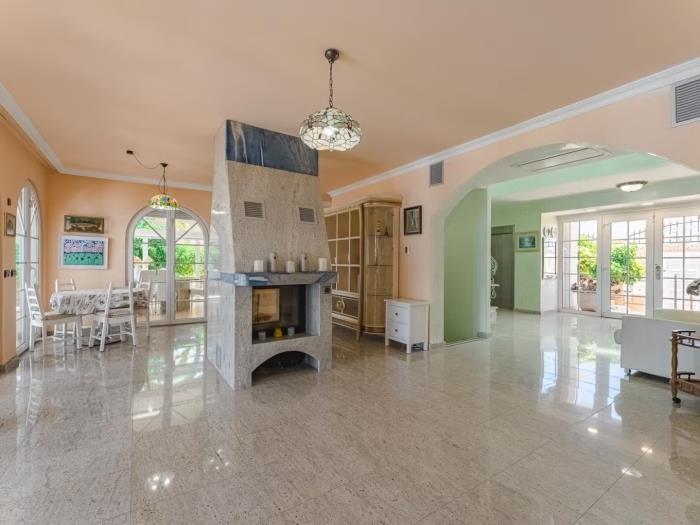 image Majestic Golf Villa Heated Pool Sea view 15