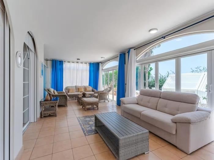 image Majestic Golf Villa Heated Pool Sea view 19