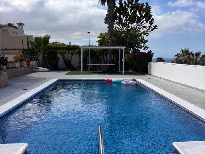 image Majestic Golf Villa Heated Pool Sea view 26