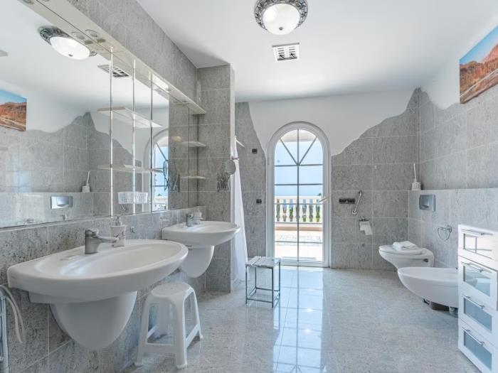 image Majestic Golf Villa Heated Pool Sea view 2