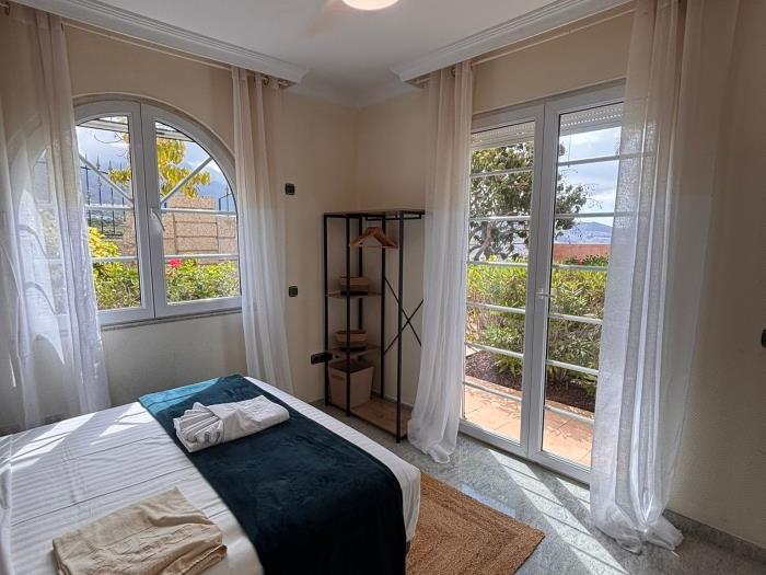 image Majestic Golf Villa Heated Pool Sea view 30