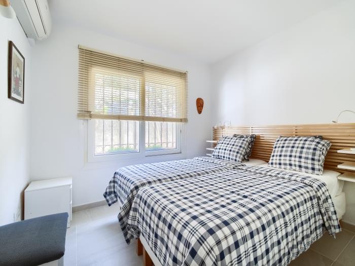 image 31 Miraflores Jardin B, gorgeous views, pool, Wifi 20