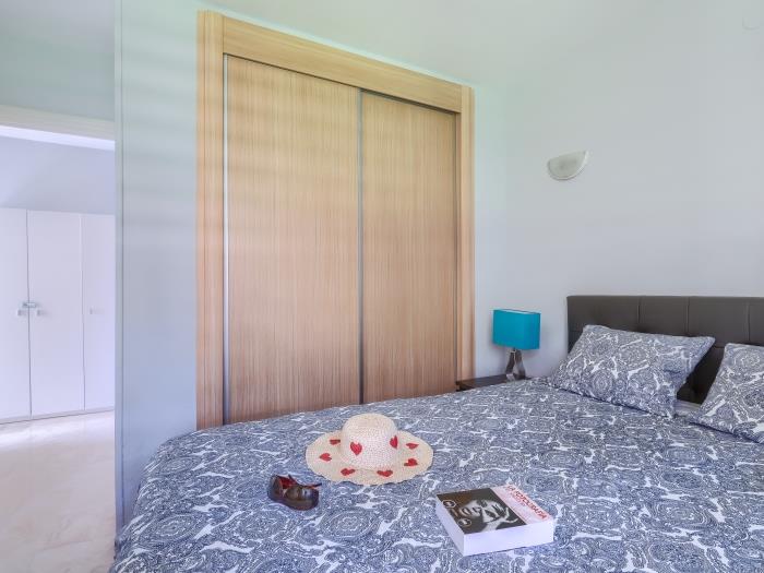 image Beautiful Torreoceano 92, pool, beach Access 14