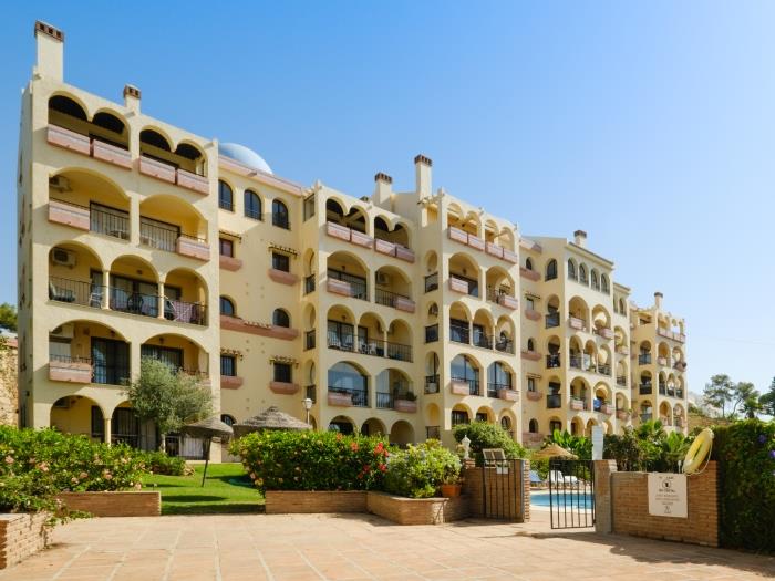image Beautiful Torreoceano 92, pool, beach Access 25