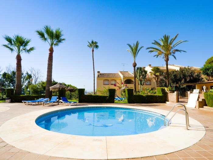 image Beautiful Torreoceano 92, pool, beach Access 2