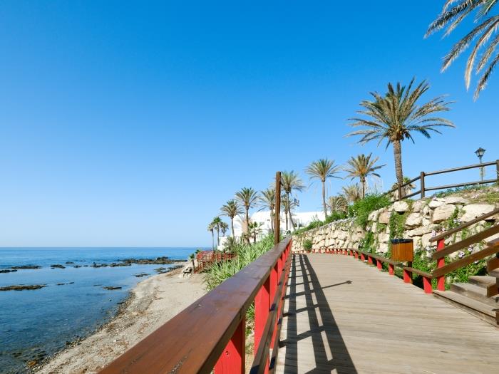 image Beautiful Torreoceano 92, pool, beach Access 31