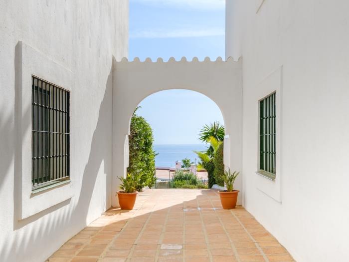 image Torrenueva Park 308 Sea views, pool and parking 30