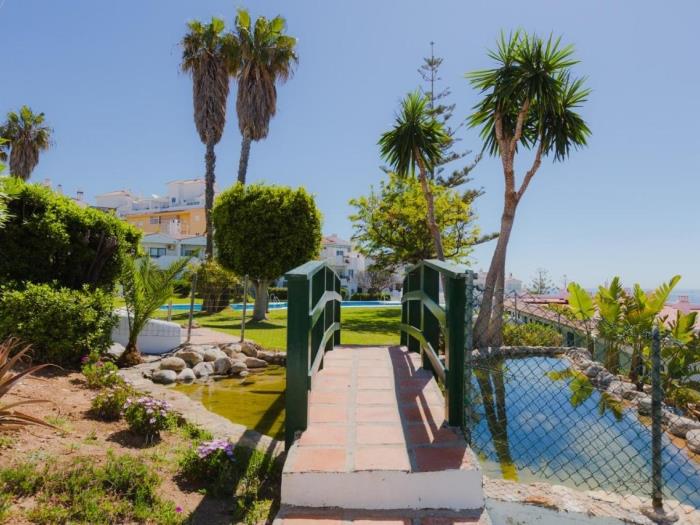 image Torrenueva Park 308 Sea views, pool and parking 32
