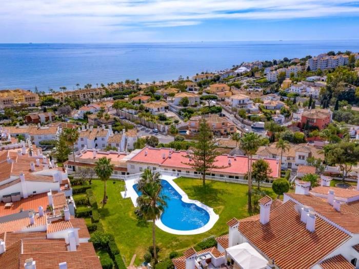 image Torrenueva Park 308 Sea views, pool and parking 41
