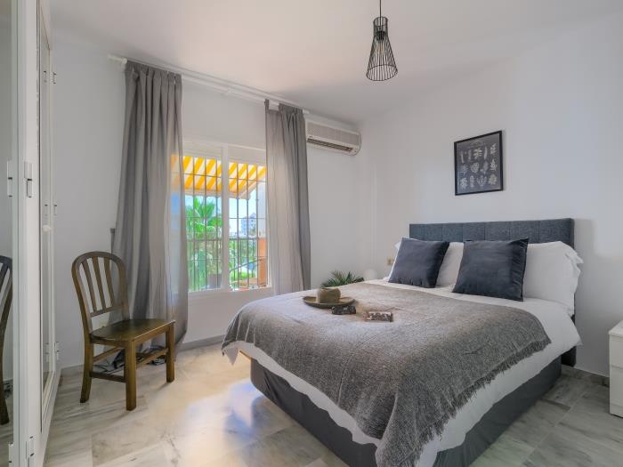 image Albamar 37 Miraflores, 2 bedrooms, fabulous views 3 pools 9