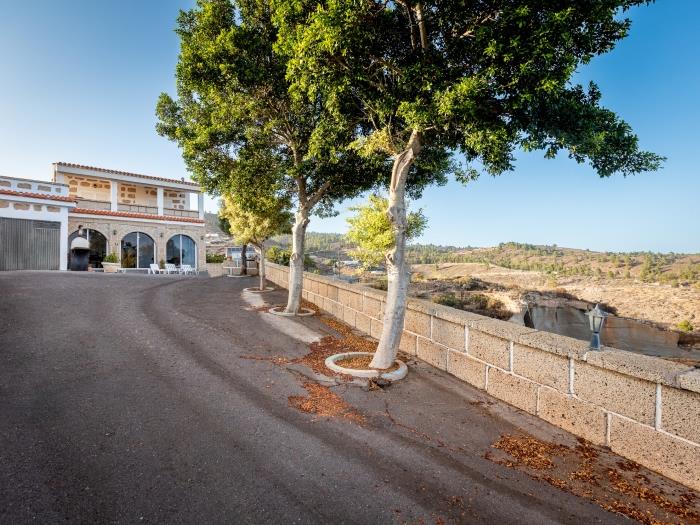 image Finca Los Blanquitos Increíble con 3.000 m2 de terreno 2
