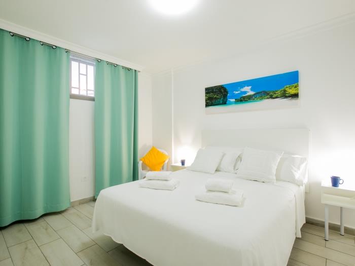 image 603C Summerland Beautiful apartment, 6th floor 3