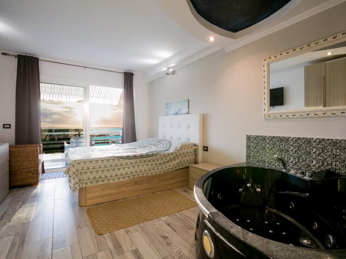 image 204 Atalaya 2 bedrooms, sea view, private parking 15
