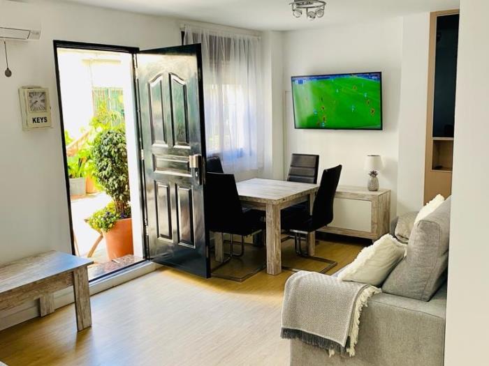 image Fantastic La Cala 10! central, AC, 1 bedroom 2
