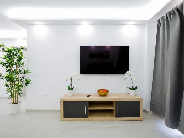 image 5B Jardines Canarios on the front line Sea Smart TV and Optical Fiber 11