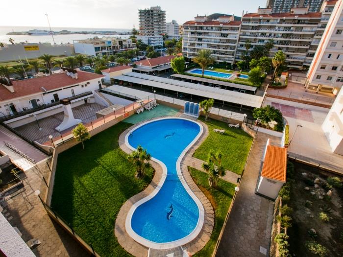 image 5B Jardines Canarios on the front line Sea Smart TV and Optical Fiber 21